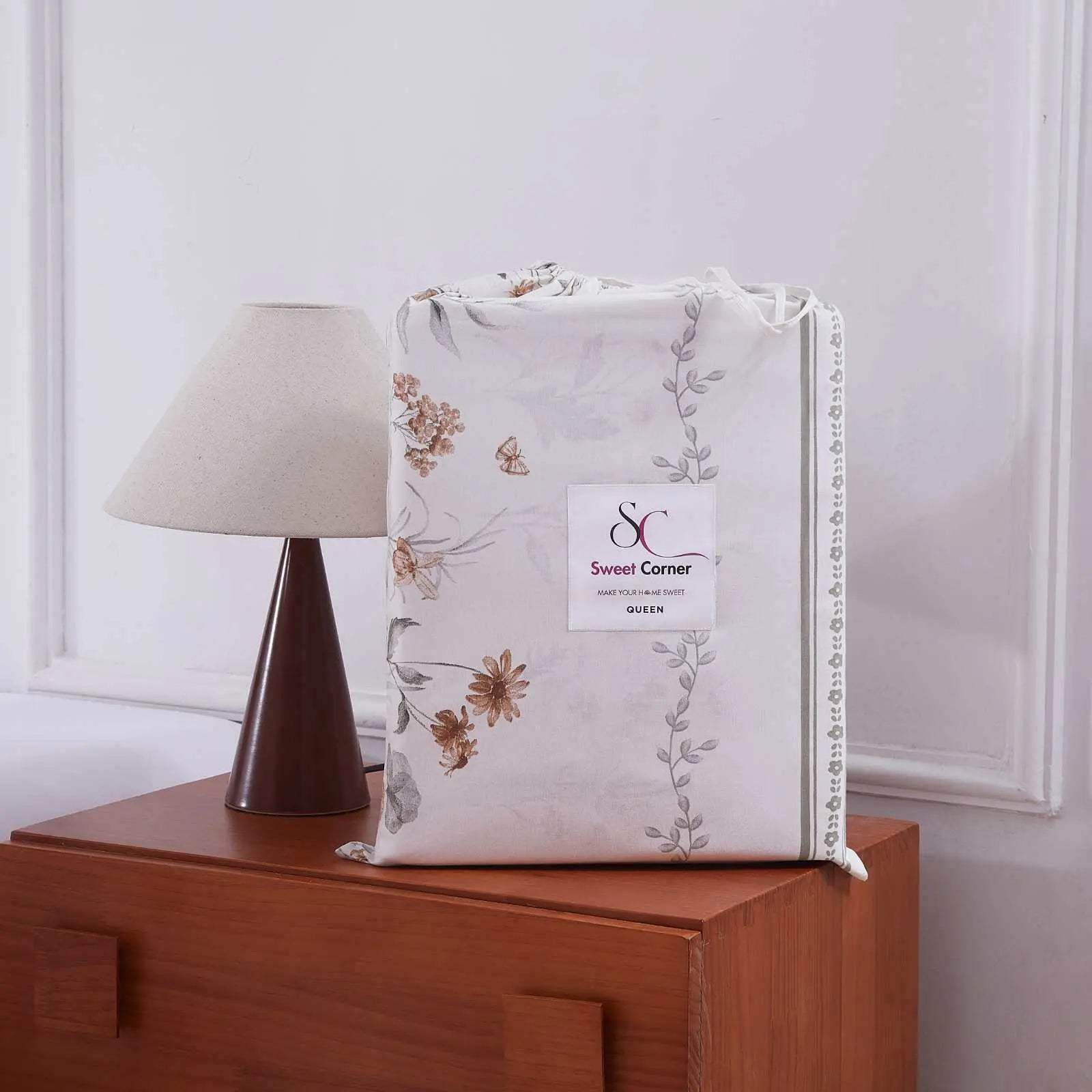 Hamburg duvet cover corner detail showing premium stitching